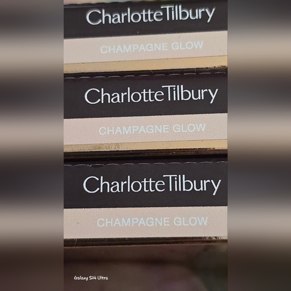 Charlotte Tilbury Bundle - Picture 6 of 9